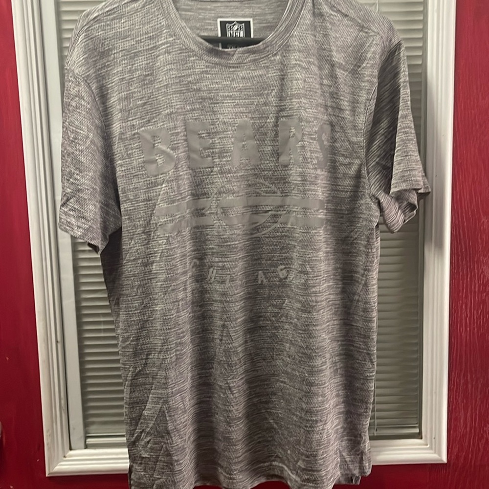 Chicago Bears NFL Apparel Size M Gray T-Shirt